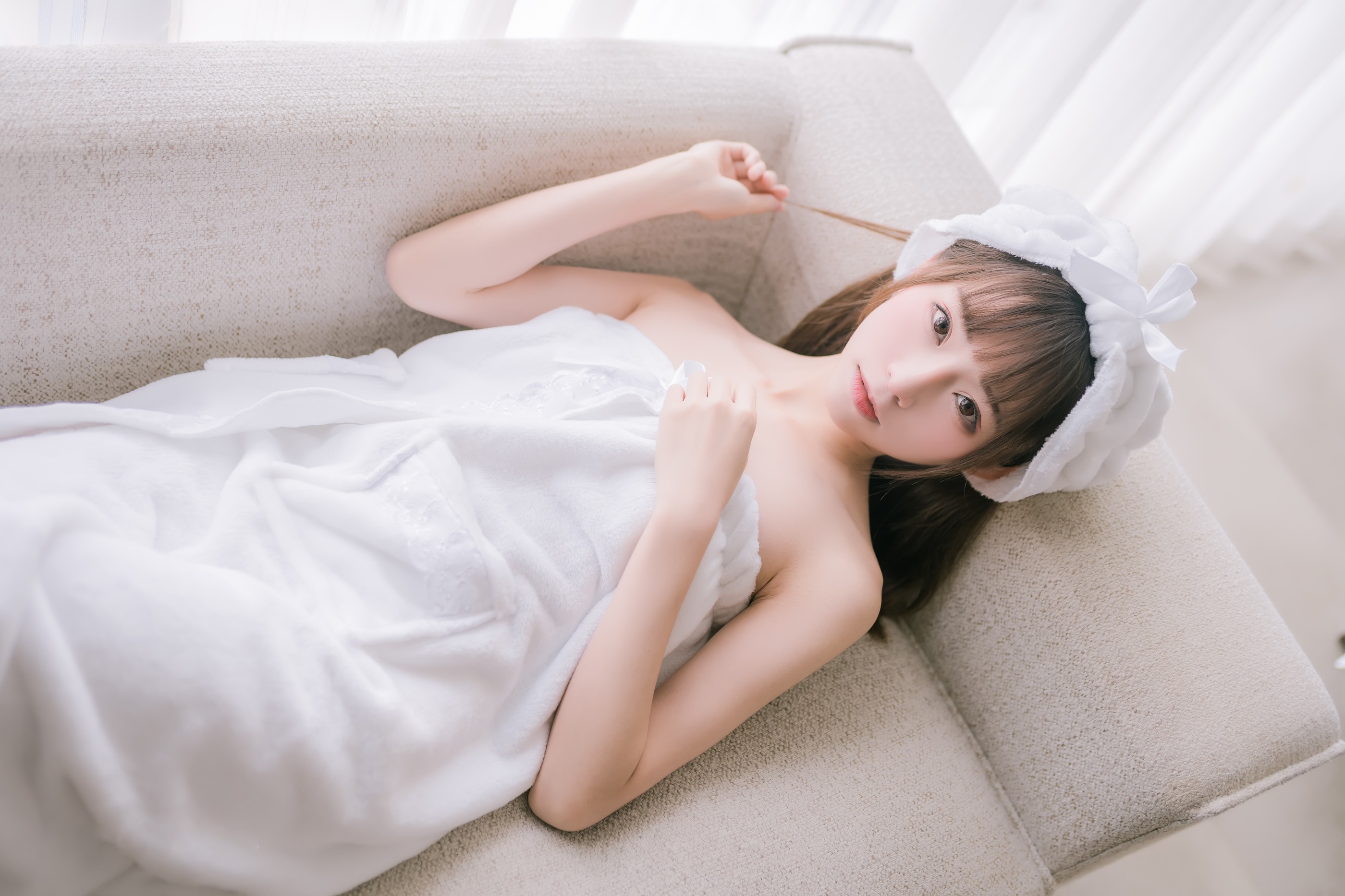 图片[1]-Kitaro_绮太郎 – NO.011 纯白浴巾[44P]-XikXak